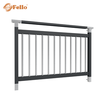 Balustrada francuska Modern RAL – wstawki ze stali nierdzewnej