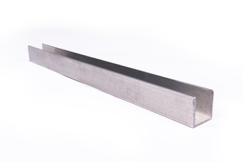 Ceownik aluminiowy 30x30x2 R0,5 - Surowy